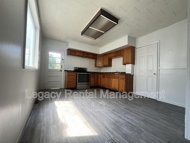Photo - 30 Susquehanna St