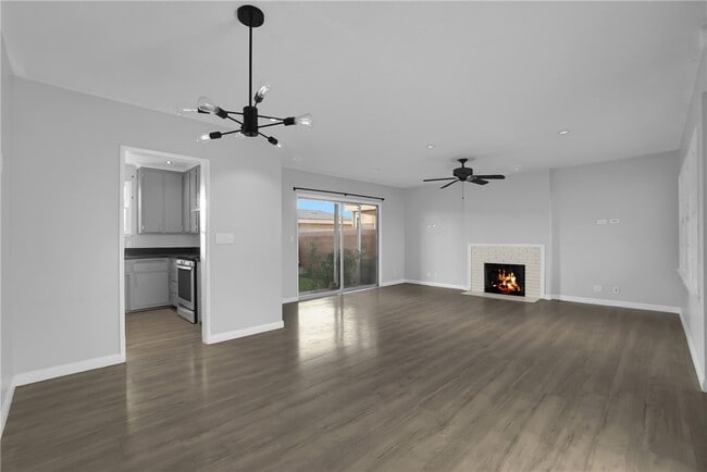 Photo - 13917 Wilkie Ave