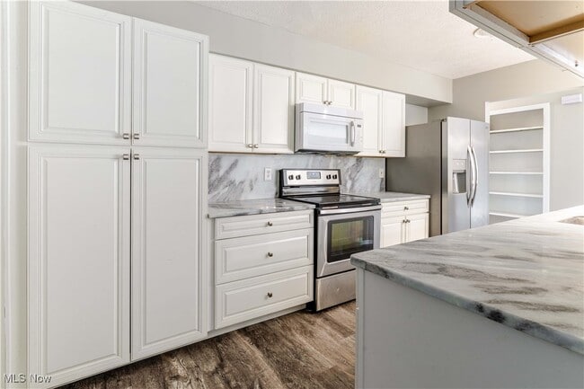 Photo - 27 Landings Way