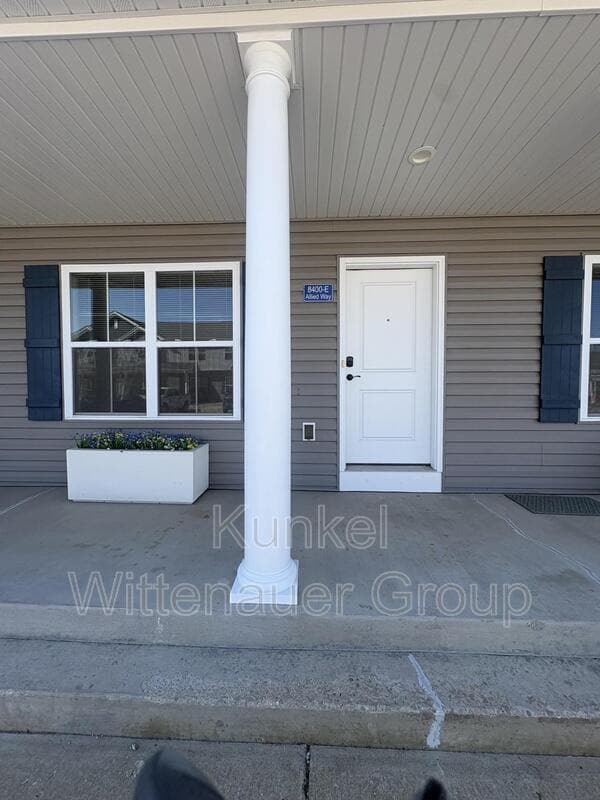 Photo - 8400 Allied Wy