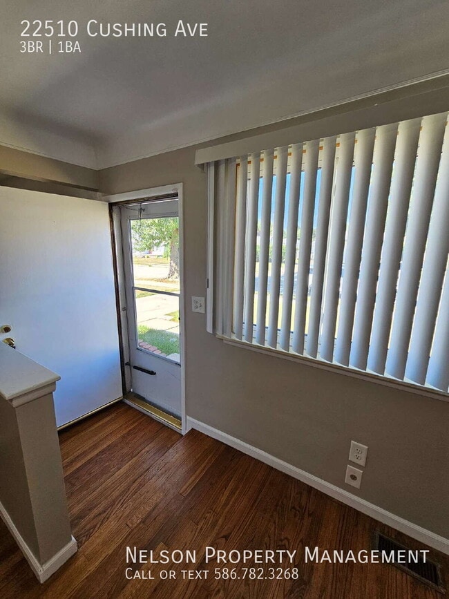 Photo - 22510 Cushing Ave