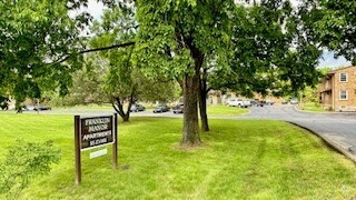 Building Photo - Franklin Manor Apartments