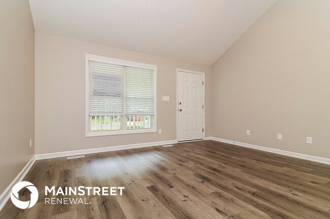 Photo - 1025 Spawn Pl