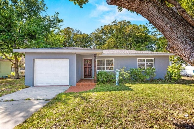 Building Photo - 104 N Cirus Ave Rental