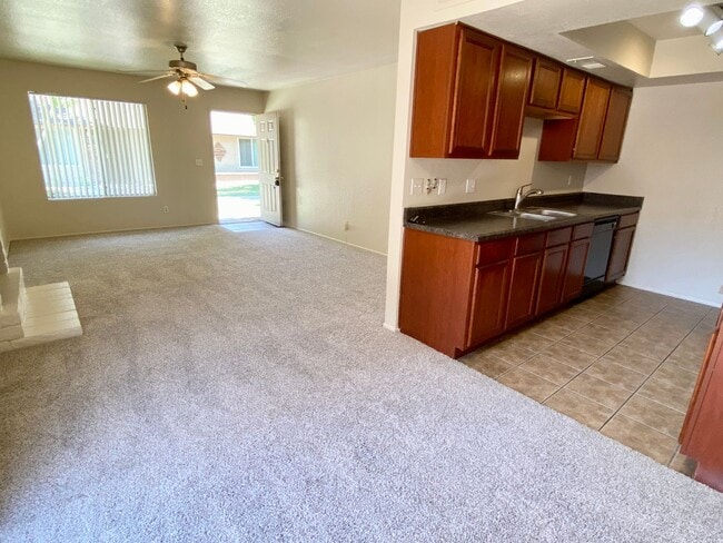 Photo - 3 Bedroom 2 Bathroom in Scottsdale