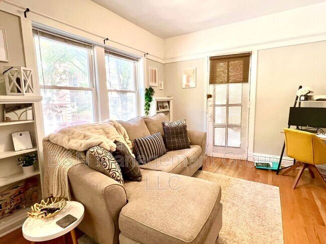 Photo - 1067 W Dakin St Condo Unit #1