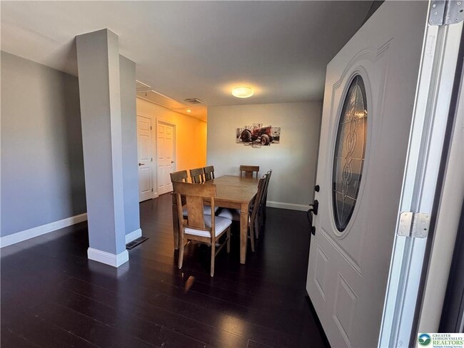 Photo - 354 Granger Rd