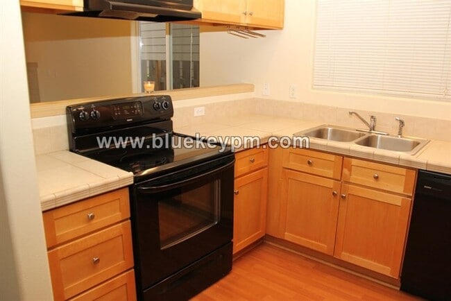 Photo - 3 bedroom 2.5 bath home in Errol Heights