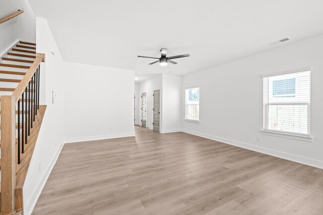 Photo - Move-in Ready Townhome in Westerly Hills