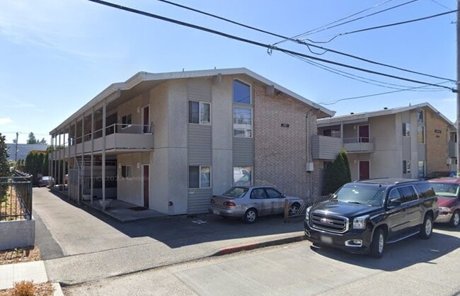 Acadia Apartments - Acadia Apartments