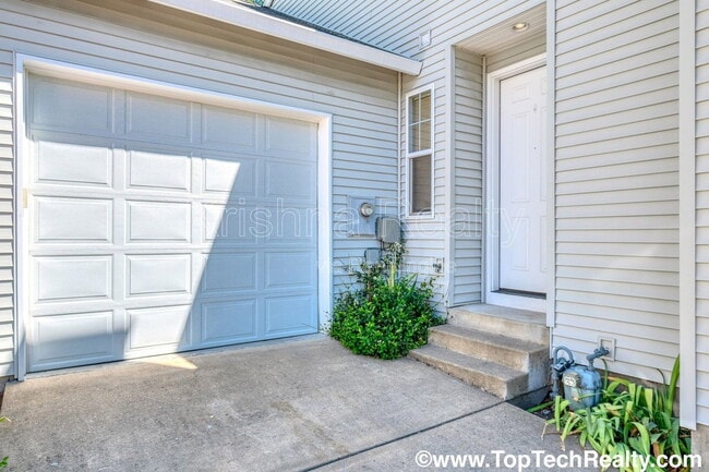 Photo - 14705 SW Redbud Way