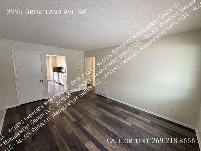 Photo - 3995 Groveland Ave SW