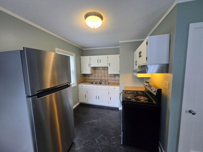 1238 Carolyn Ave