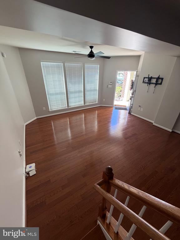 Building Photo - 910 Hall Station Dr