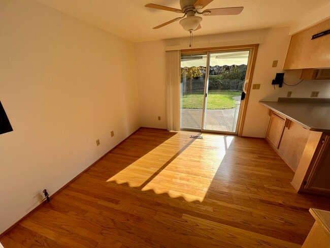 Photo - 1842 Garden Dr