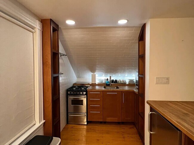 Photo - 9 Laurel St Unit 3