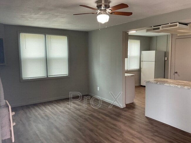 Photo - 304 E Park St Unidad Apt B