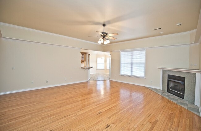 Photo - ***402 NE Shasta Court***