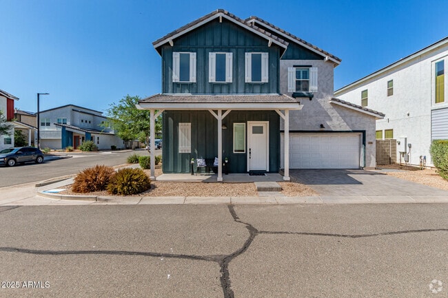 Building Photo - 371 N 157th Ln Rental