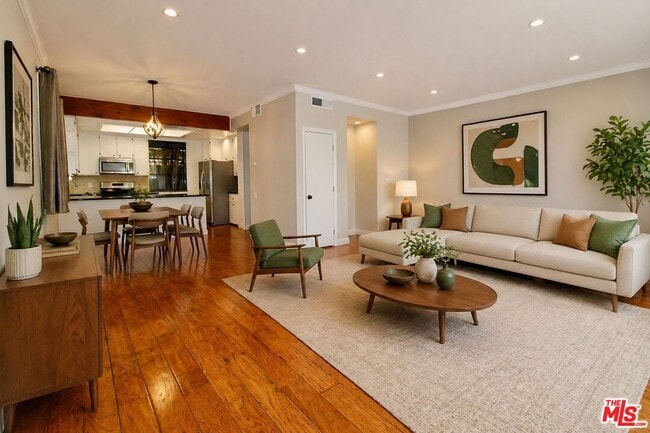 Building Photo - 1825 Thayer Ave