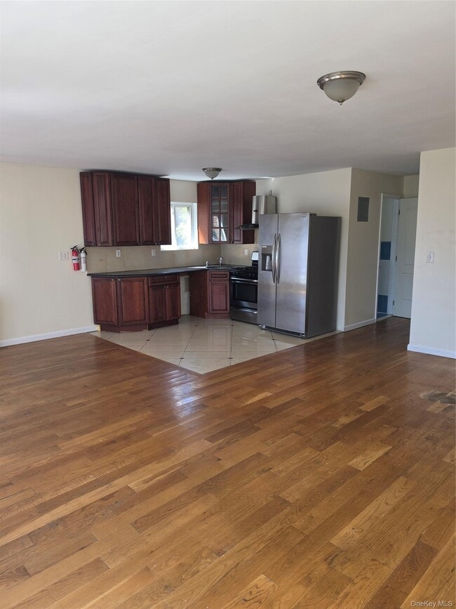 195-25 Woodhull Ave Unit 2nd fl