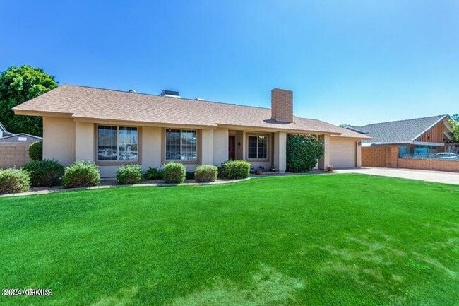 Photo - 2447 W Mandalay Ln