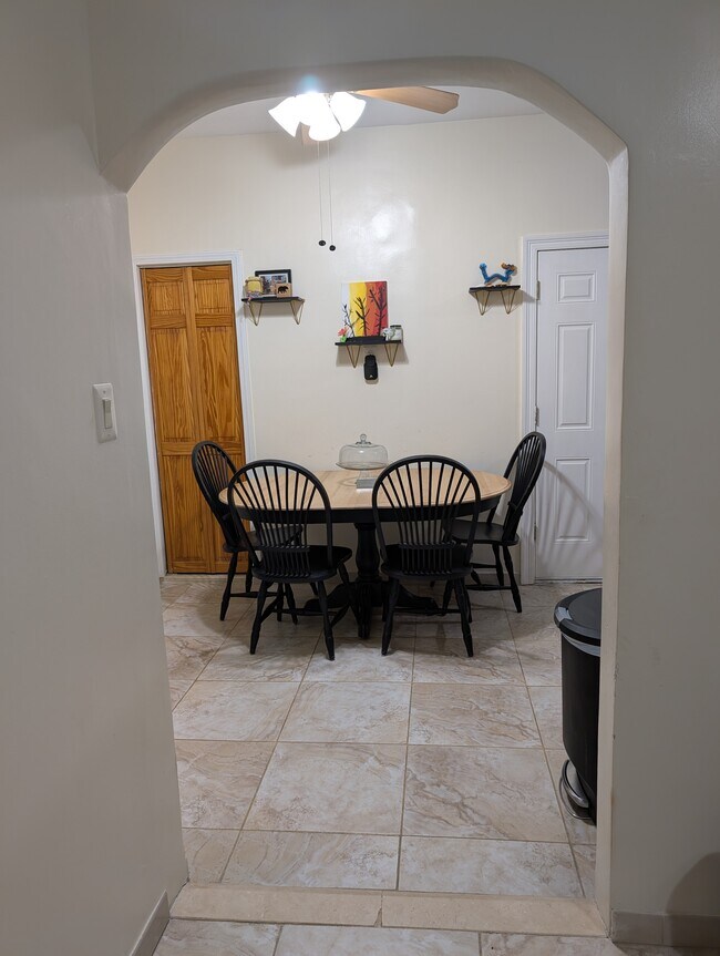Photo - 8 Starr Ln