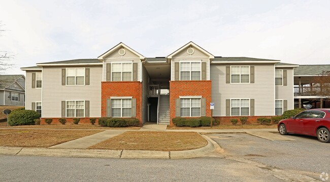 Photo - Elm Creek Apartments