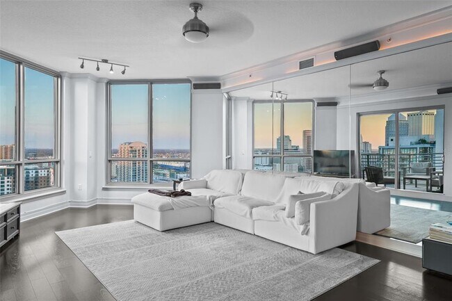 Photo - 449 S 12th St Unit 2401