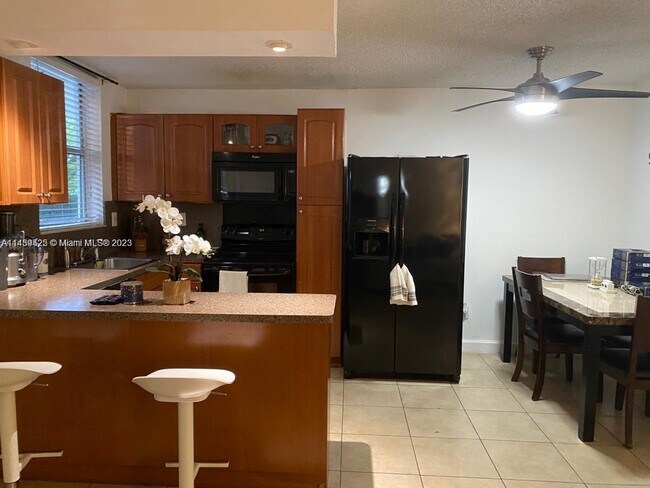 Photo - 1801 S Treasure Dr Unit 108