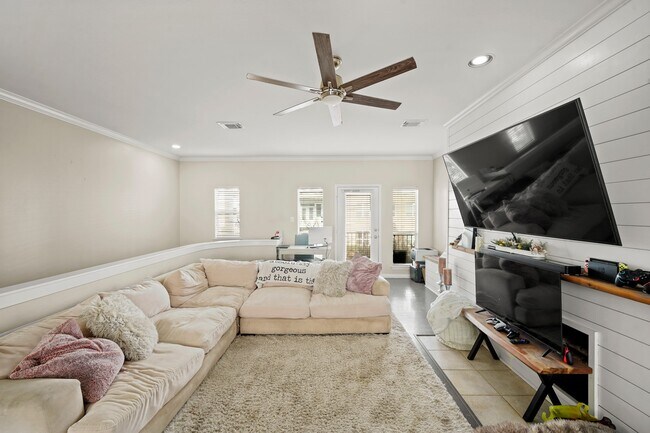 Photo - 2605 W Dallas St