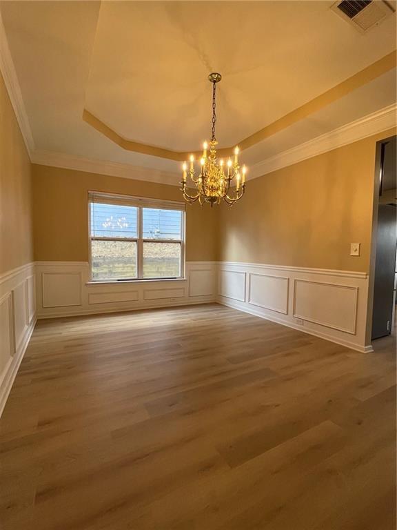 Photo - 1265 Wondering Way