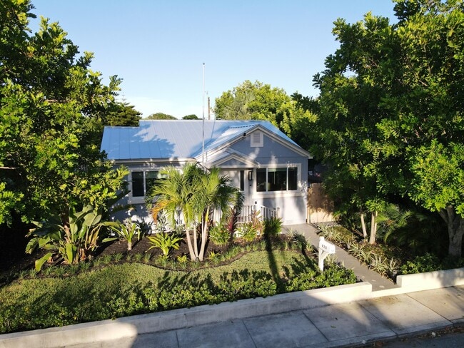 Photo - 428 C St