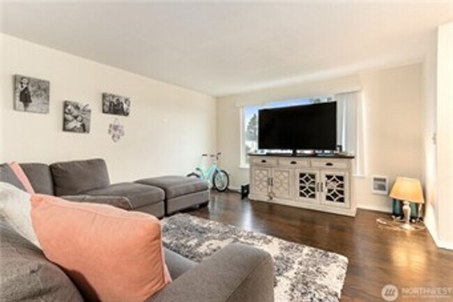 Photo - McKinley Duplex Unit B