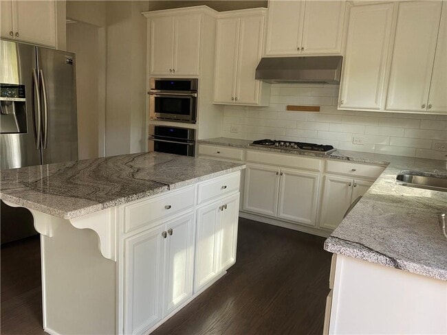 Building Photo - 2460 Georgetown Ave Rental