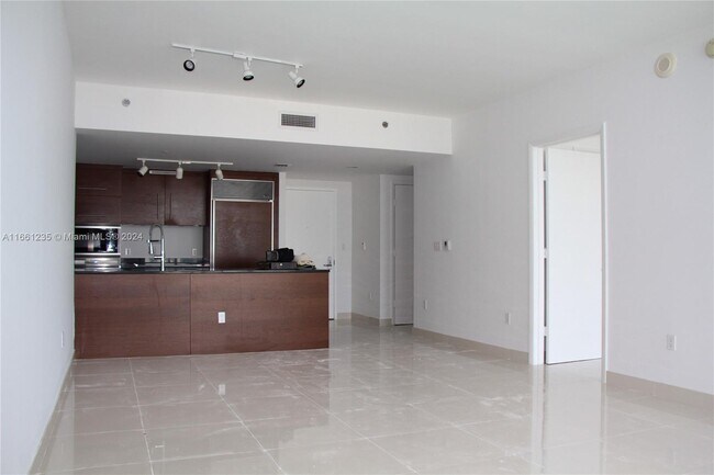 Photo - 465 Brickell Ave Unit 3006