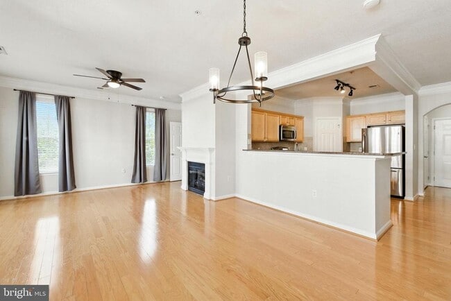 Building Photo - 501 Sunset View Terrace SE Unit 306 Rental