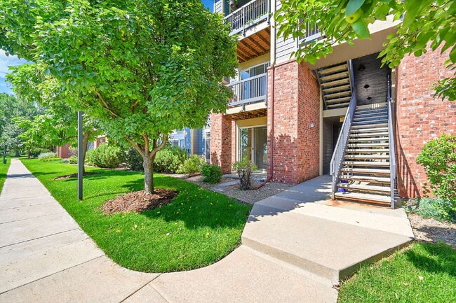 Building Photo - $1,845.00 - 2 Bedrooms, 1 Bathroom, Condo ... Unit #3-102