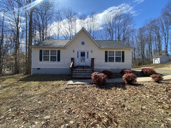 Building Photo - 211 Cedar Ridge Dr