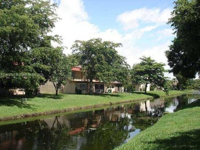 Photo - 5827 NW 57th Ave