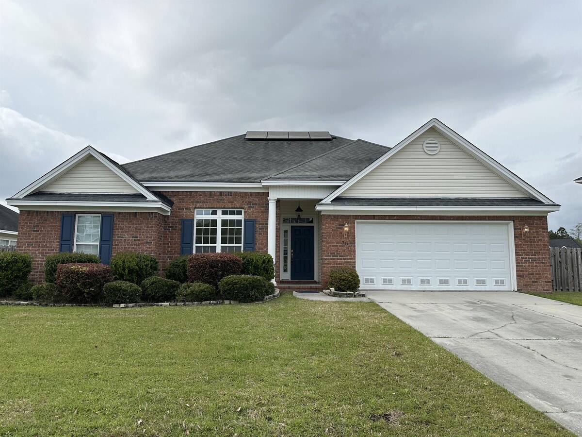 Photo - 211 Byron Dr