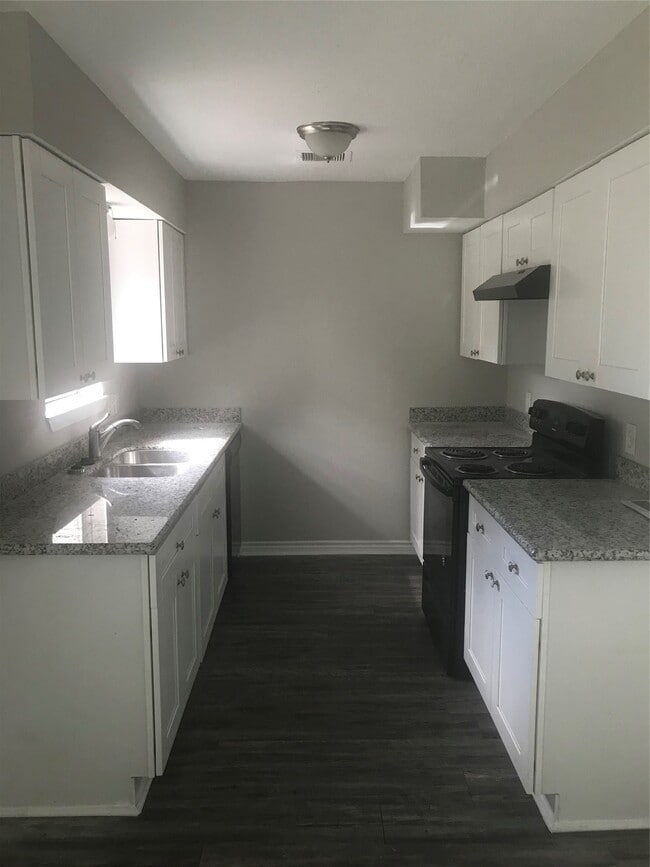 Photo - 5142 Madden Ln