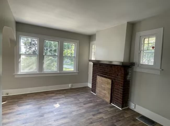 Photo - Lake Views! 1 Bedroom, 1 bath