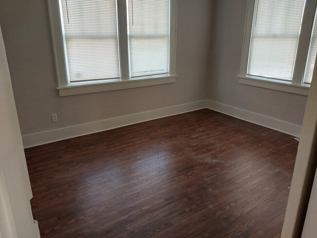 Photo - 1500 Maple St