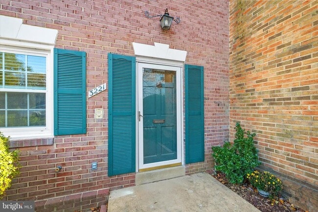 Building Photo - 3221 Adams Ct