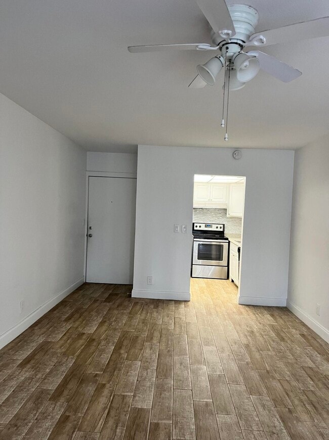 Photo - 632 NW 13th St Unit 210