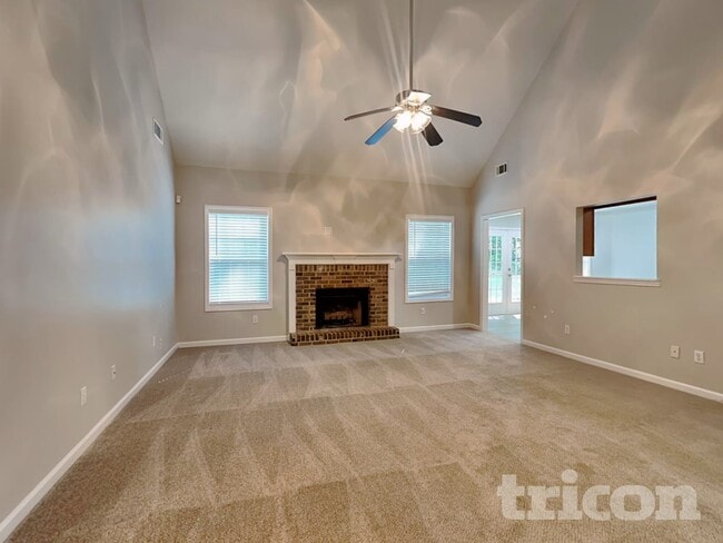 45 Pebble Creek Dr