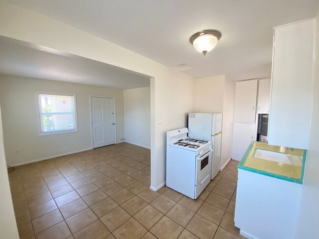 Building Photo - Morrell Unit 4057 Morrell Rental