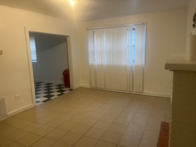 Photo - 5102 W Huron St