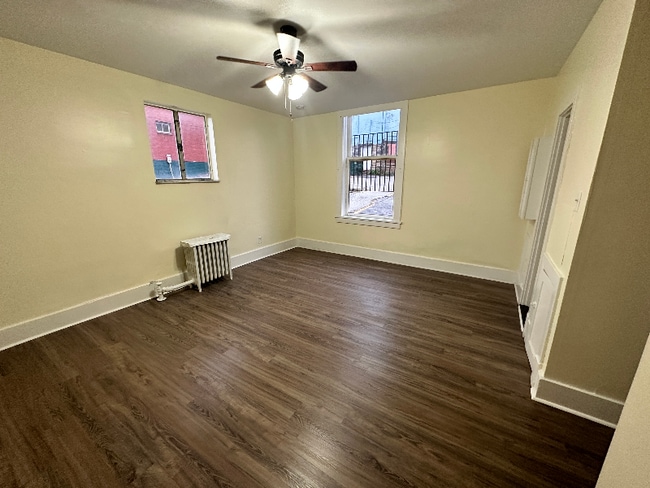 Photo - 25 W Chestnut St Unit 1B